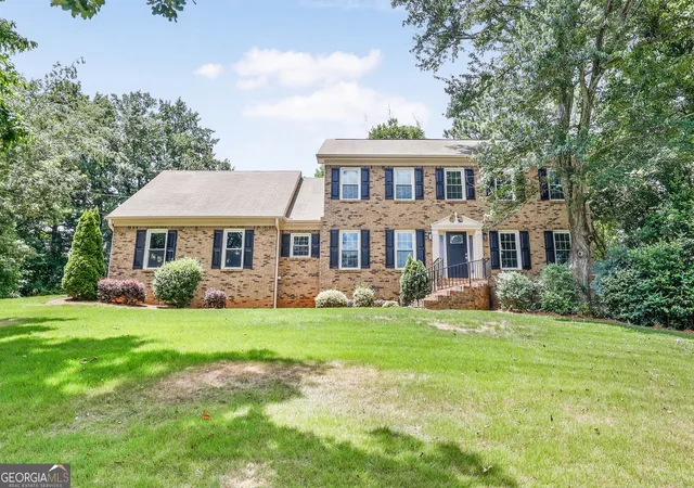 Homes for sale in Snellville, GA | 1845 York Ct, Snellville, GA 30078 | MLS# 10798358