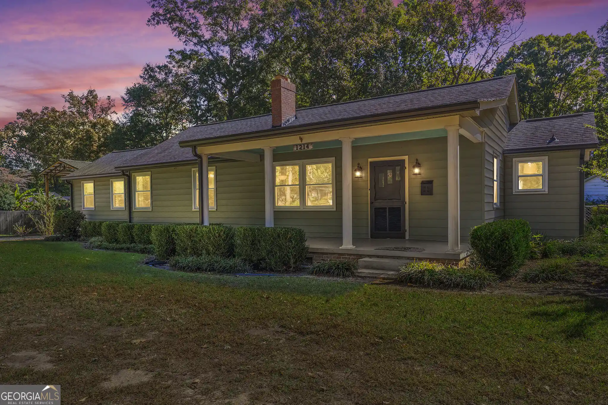 Photo 1 of Single family home for sale at 1214 Zebulon Rd, Griffin, GA 30224 | MLS# 10875538 | Listing updated on 2026-10-23