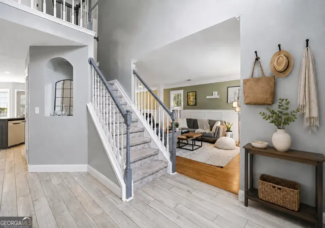 2nd image of 2228 Duck Hollow Dr Nw, Kennesaw, GA 30152 | MLS# 10802258