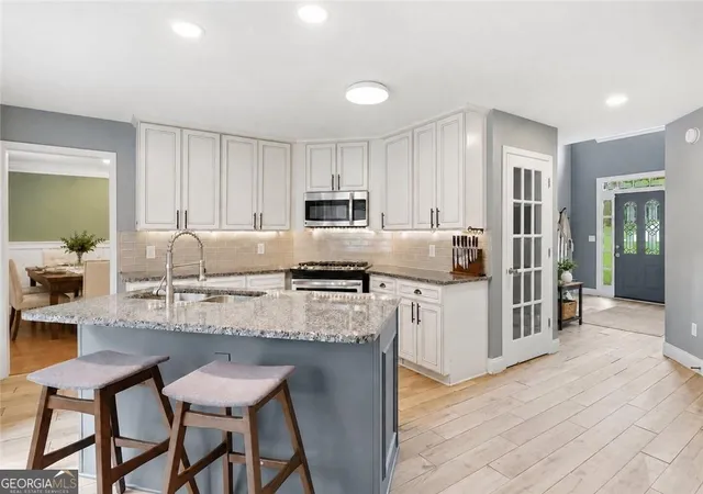 3rd image of 2228 Duck Hollow Dr Nw, Kennesaw, GA 30152 | MLS# 10802258