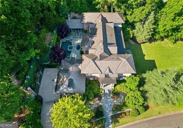 Photo 3 of Mansion for sale at 3275 Laramie Dr Se, Atlanta, GA 30339 | MLS# 10805463 | Listing updated on 2026-07-30