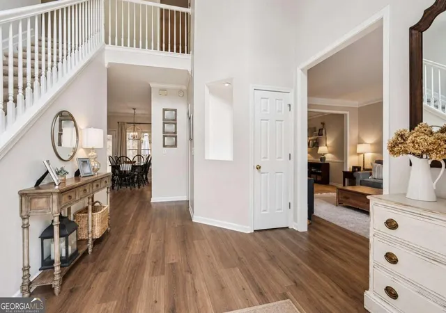 2nd image of 605 Silverberry Ln, Sugar Hill, GA 30518 | MLS# 10808284