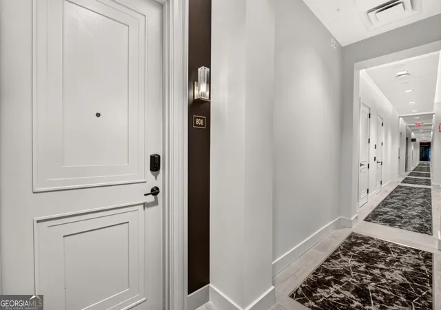 1st image of 40 12Th St Ne #806, Atlanta, GA 30309 | MLS# 10800974