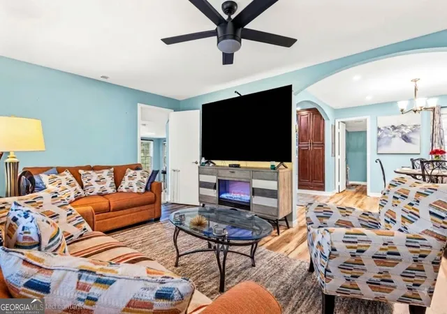 Photo 4 of Single family home for sale at 1977 Wee Kirk Rd Se, Atlanta, GA 30316 | MLS# 10823831 | Listing updated on 2026-09-07