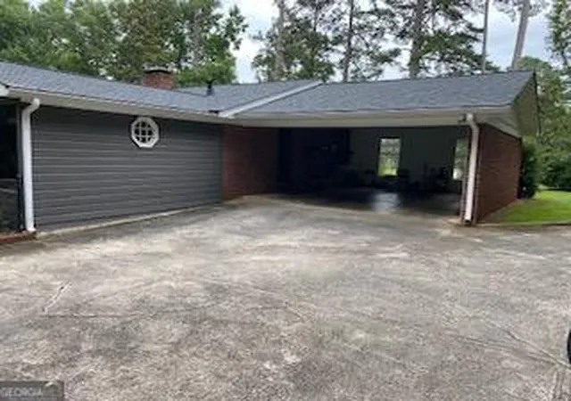 Homes for sale in Griffin, GA | 535 Pineridge Rd, Griffin, GA 30224 | MLS# 10794571