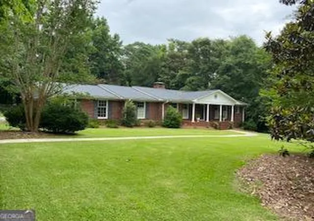 Homes for sale in Griffin, GA | 535 Pineridge Rd, Griffin, GA 30224 | MLS# 10794571