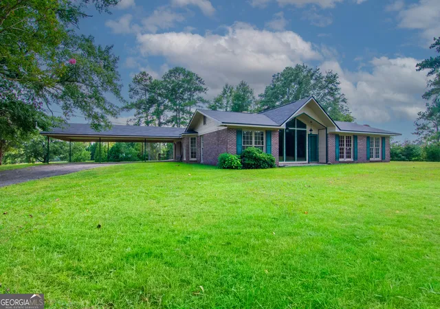 Photo 3 of Single family home for sale at 616 Twin Lakes Rd, Waverly Hall, GA 31831 | MLS# 10832557 | Listing updated on 2026-09-08