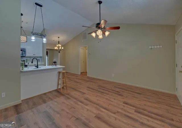 Photo 4 of Condo for sale at 2947 Florence Dr, Gainesville, GA 30504 | MLS# 10835967 | Listing updated on 2026-09-13