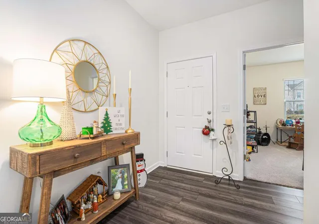 Photo 4 of Single family home for sale at 101 Carnaby St, Winder, GA 30680 | MLS# 10656877 | Listing updated on 2026-10-08