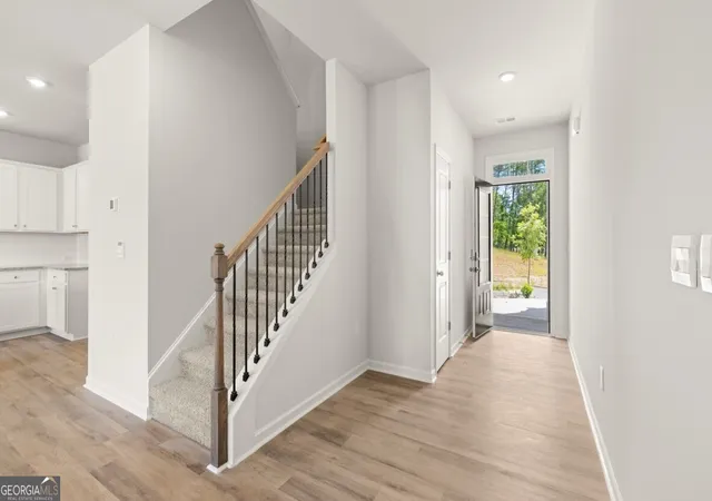 Photo 3 of Townhouse for sale at 1805 Meadow Green Cir, Gainesville, GA 30501 | MLS# 10770008 | Listing updated on 2026-08-17