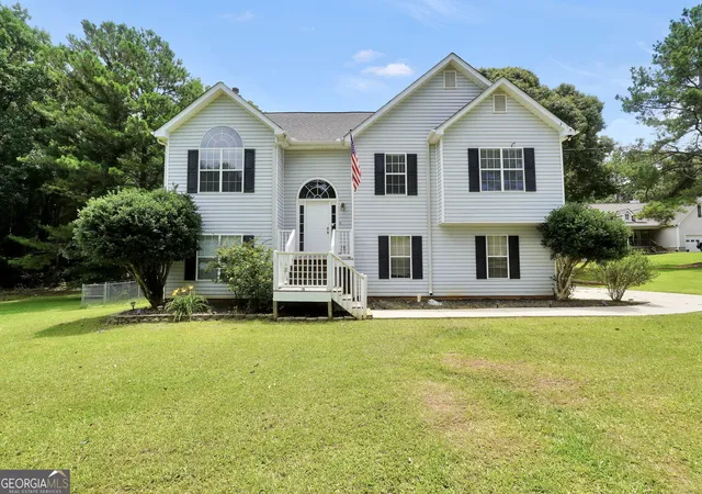 1st image of 105 Dawn Ct, Jackson, GA 30233 | MLS# 10817092