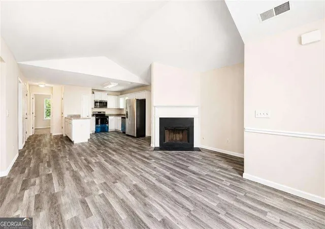 Photo 4 of Single family home for sale at 2341 Daniel Rd SW, Atlanta, GA 30331 | MLS# 10794337 | Listing updated on 2026-08-01