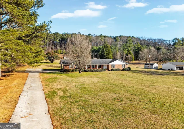 Photo 3 of Single family home for sale at 5511 Fosters Ml Rd SW, Cave Spring, GA 30124 | MLS# 10677869 | Listing updated on 2026-02-20