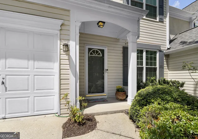 Photo 3 of Townhouse for sale at 116 Kenninghall Ct Se #43, Smyrna, GA 30082 | MLS# 10832661 | Listing updated on 2026-09-08