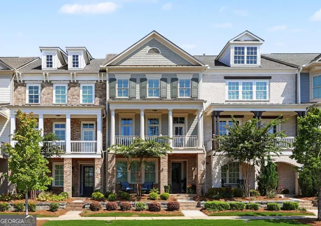 Photo 2 of Townhouse for sale at 965 S On Main Dr, Woodstock, GA 30188 | MLS# 10829111 | Listing updated on 2026-09-04