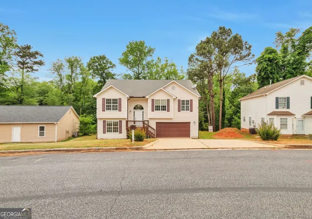 Photo 2 of Sale Pending at 7086 Sir Galahad Wy, Jonesboro, GA 30236 | MLS# 10802756 | Listing updated on 2026-09-02