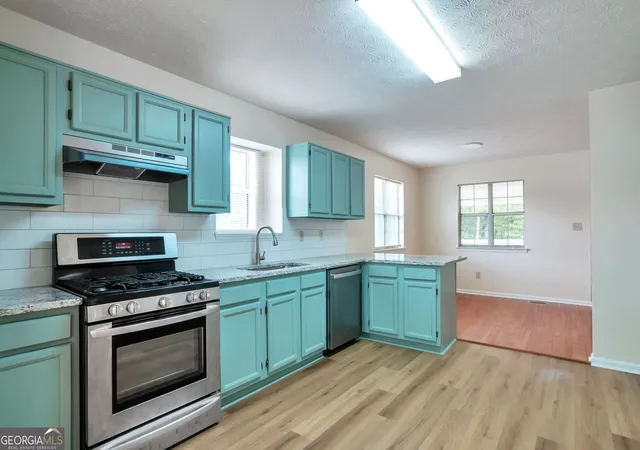 Photo 3 of Sale Pending at 7086 Sir Galahad Wy, Jonesboro, GA 30236 | MLS# 10802756 | Listing updated on 2026-09-02