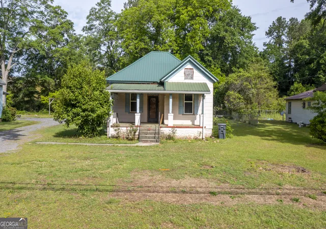 Homes for sale in Manchester, GA | 4 Johnson Ave, Manchester, GA 31816 | MLS# 10763823