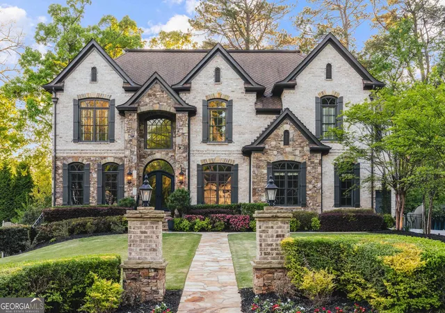 Photo 1 of Mansion for sale at 1686 Montcliff Ct, Decatur, GA 30033 | MLS# 10830101 | Listing updated on 2026-09-03