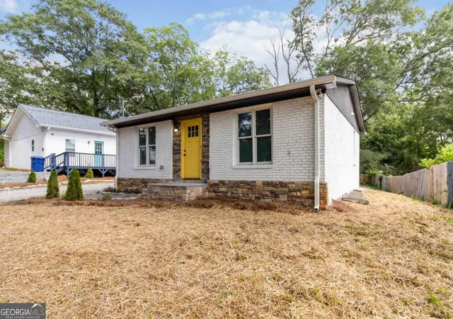 1st image of 91 N Williamson St N, Winder, GA 30680 | MLS# 10775209