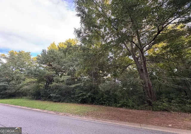 Photo 2 of Sale Pending at 4820 Lexington Rd, Athens, GA 30605 | MLS# 10809024 | Listing updated on 2026-10-21