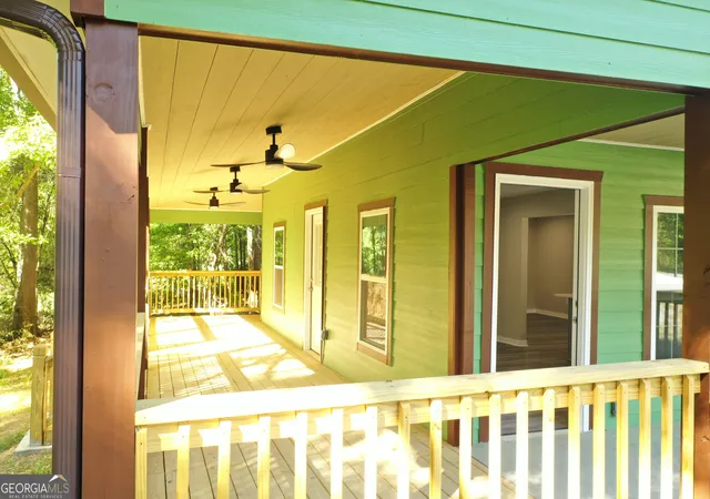 Photo 2 of Single family home for sale at 109 Vernon St, Toccoa, GA 30577 | MLS# 10735640 | Listing updated on 2026-05-01