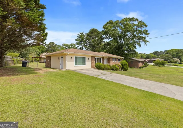 30th image of 2140 Rockdale Dr Nw, Conyers, GA 30012 | MLS# 10817573