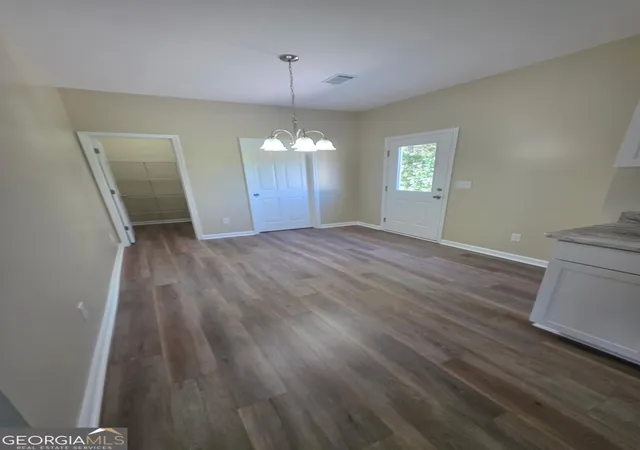 Photo 4 of Sale Pending at 165 Charlotte Dr, Statham, GA 30666 | MLS# 10831790 | Listing updated on 2026-10-20