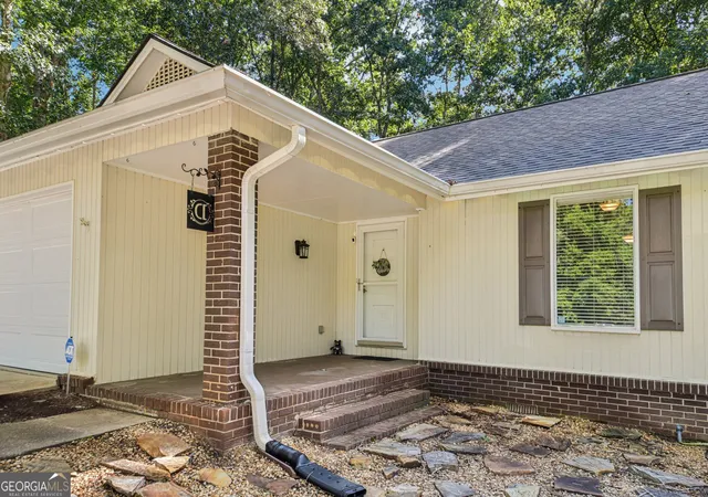 Photo 3 of Single family home for sale at 634 Knollwood Cir Se, Conyers, GA 30094 | MLS# 10572332 | Listing updated on 2026-07-13
