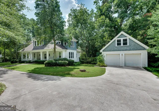 Photo 2 of Single family home for sale at 1001 Asbury St, Oxford, GA 30054 | MLS# 10829492 | Listing updated on 2026-09-08