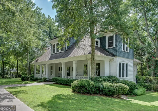 Photo 3 of Single family home for sale at 1001 Asbury St, Oxford, GA 30054 | MLS# 10829492 | Listing updated on 2026-09-08