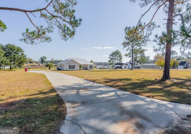 Homes for sale in Blackshear, GA | 6664 Southside Dr, Blackshear, GA 31516 | MLS# 10791716