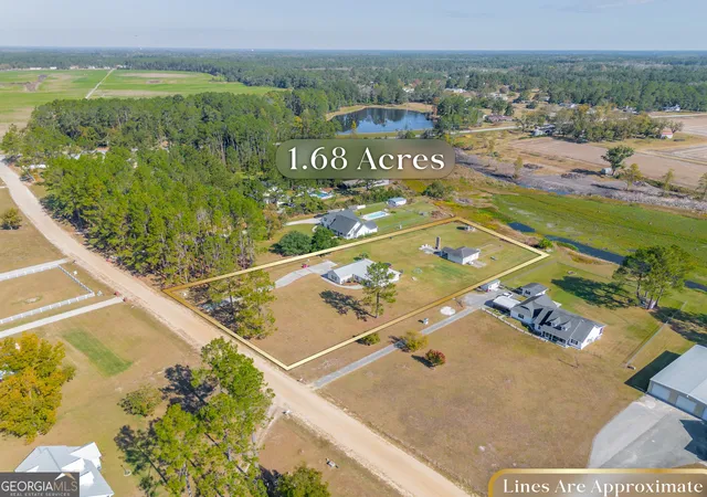 Homes for sale in Blackshear, GA | 6664 Southside Dr, Blackshear, GA 31516 | MLS# 10791716