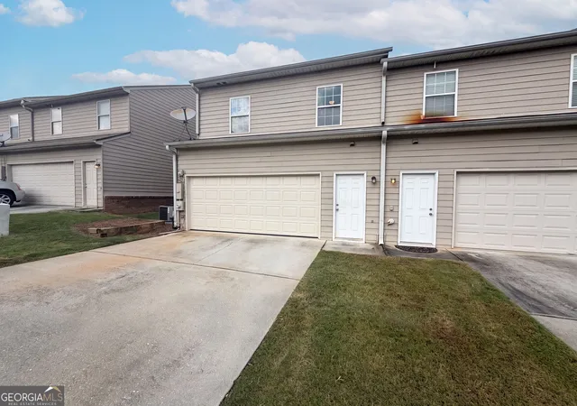Photo 18 of Townhouse for sale at 7553 Rutgers Cir, Fairburn, GA 30213 | MLS# 10800721 | Listing updated on 2026-09-06
