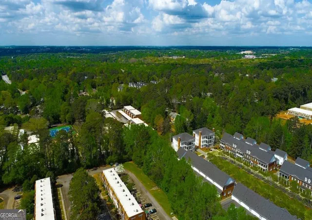 Listing Photo 2 - Condo for sale in building located at 309 Georgetown Dr, Athens, GA 30605