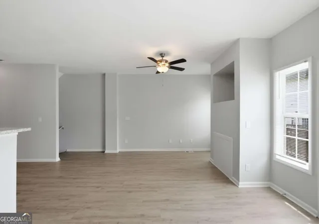 Photo 4 of Townhouse for sale at 4299 Notting Hl Dr SW, Atlanta, GA 30331 | MLS# 10819967 | Listing updated on 2026-09-13
