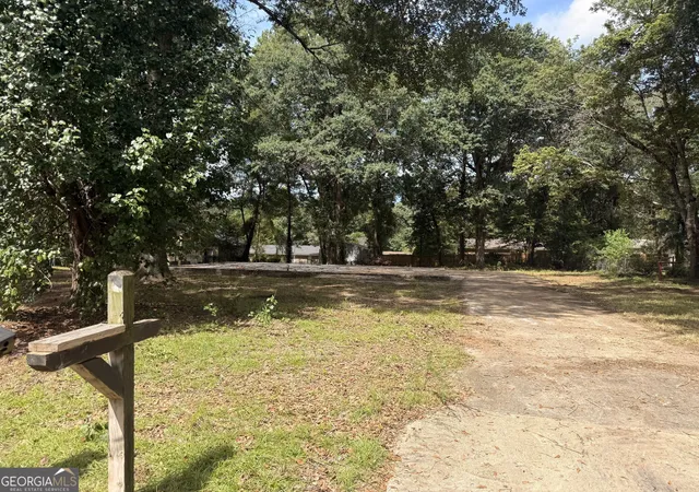 Photo 1 of Sale Pending at 414 N Lake Dr, Perry, GA 31069 | MLS# 10822946 | Listing updated on 2026-09-08