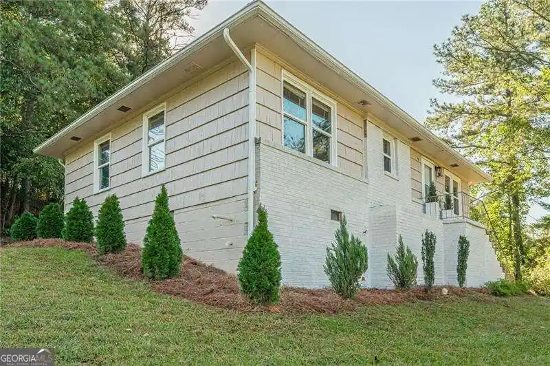 Single family home for sale at 470 Barnes Ml Dr, Marietta, GA 30062 | MLS# 10874106