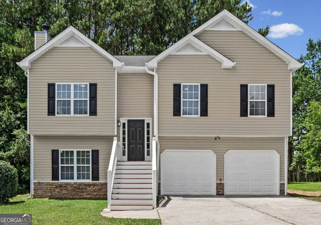 Photo 1 of Single family home for sale at 18 Farmington Dr, Temple, GA 30179 | MLS# 10807794 | Listing updated on 2026-09-07