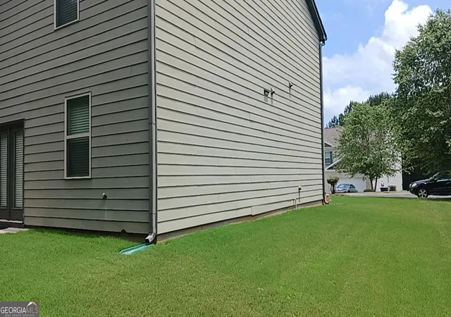 Photo 3 of Single family home for sale at 1033 Eldon Ln, Fairburn, GA 30213 | MLS# 10780545 | Listing updated on 2026-06-20