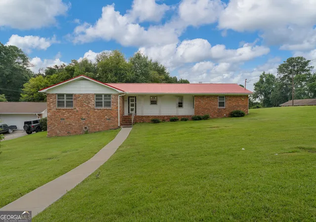 Photo 1 of Single family home for sale at 1588 N Atwood Dr, Macon, GA 31204 | MLS# 10816228 | Listing updated on 2026-08-19