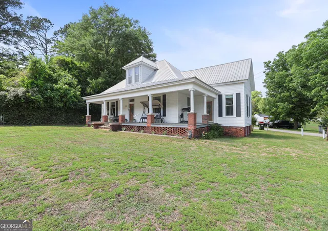 Homes for sale in Greenville, GA | 1205 Terrell St, Greenville, GA 30222 | MLS# 10772734