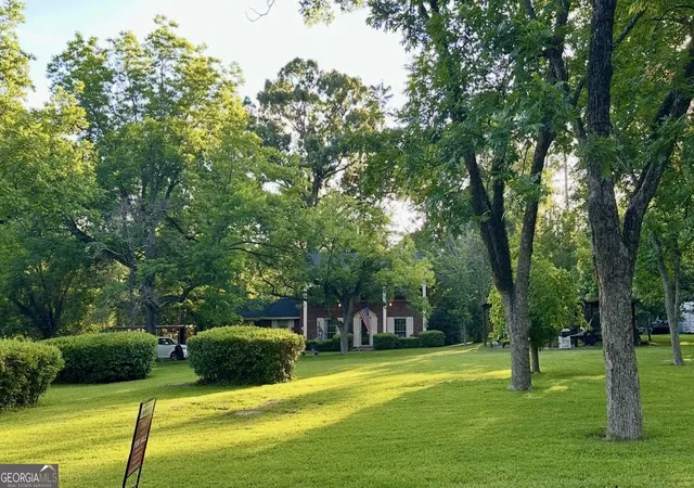 3rd image of 112 Geneva St, Dublin, GA 31021 | MLS# 10766473