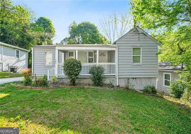 Photo 1 of Single family home for sale at 360 Betsy Ave Sw, Atlanta, GA 30310 | MLS# 10808899 | Listing updated on 2026-08-10
