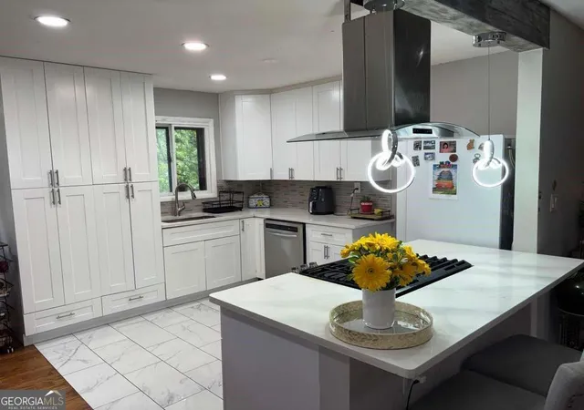 Photo 3 of Single family home for sale at 3061 Jett Dr, Atlanta, GA 30340 | MLS# 10803192 | Listing updated on 2026-09-23