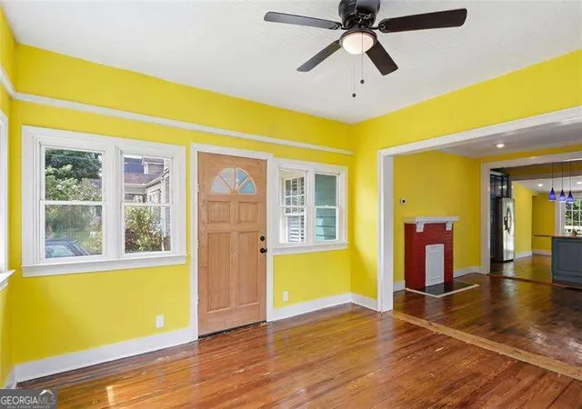 Photo 4 of Sale Pending at 101 Dahlgren St SE, Atlanta, GA 30317 | MLS# 10779948 | Listing updated on 2026-10-08