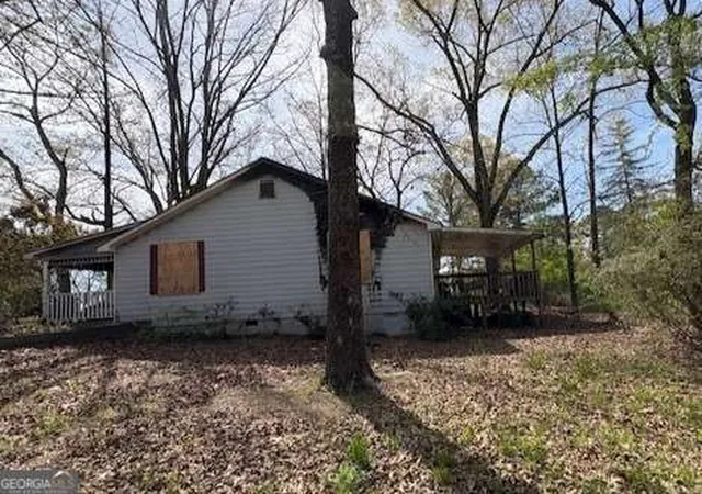 Photo 3 of Sale Pending at 1519 New Hope Rd, Lawrenceville, GA 30045 | MLS# 10722967 | Listing updated on 2026-08-31