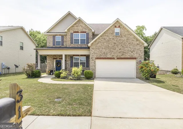 Photo 4 of Single family home for sale at 315 Deven Ct, Warner Robins, GA 31088 | MLS# 10819194 | Listing updated on 2026-09-27