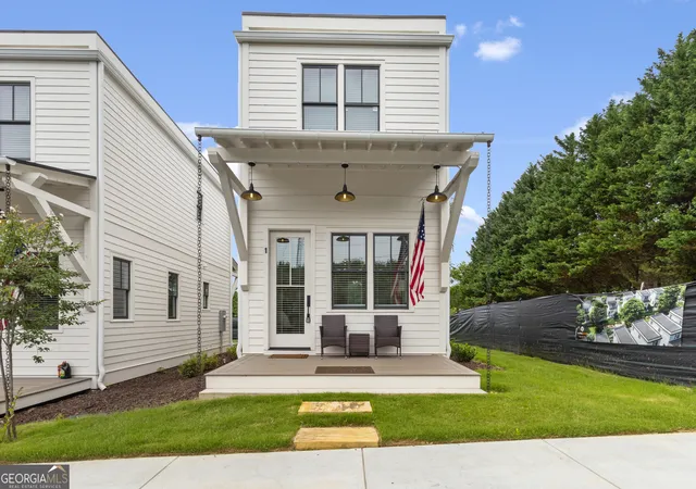 Homes for sale in Cleveland, GA | 184 W Jarrard St, Cleveland, GA 30528 | MLS# 10790418