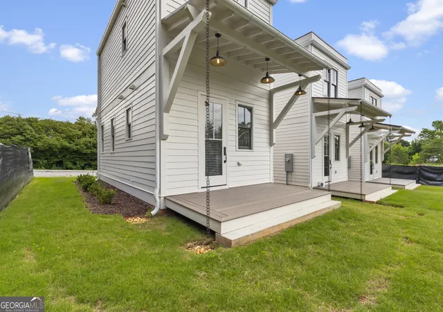 Homes for sale in Cleveland, GA | 184 W Jarrard St, Cleveland, GA 30528 | MLS# 10790418